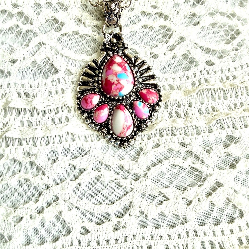 Cotton Candy Pink Prarie Dawn Turquoise and White Pendant Necklace - Picture 2 of 4